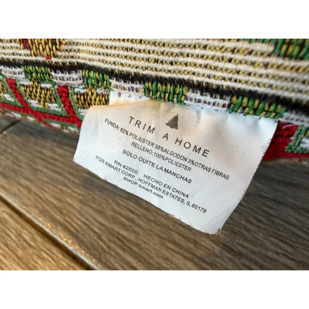 Vintage Tapestry Christmas Throw‎ Pillow Folk Art Accent Cottage Santa Holiday